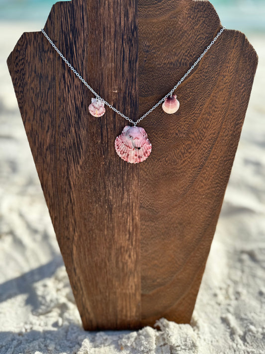 Multi Scallop Necklace