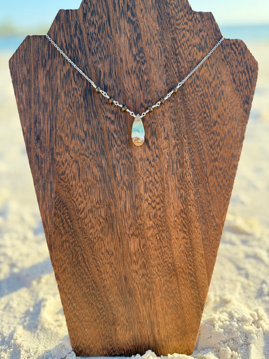 Coastal Sands Necklace