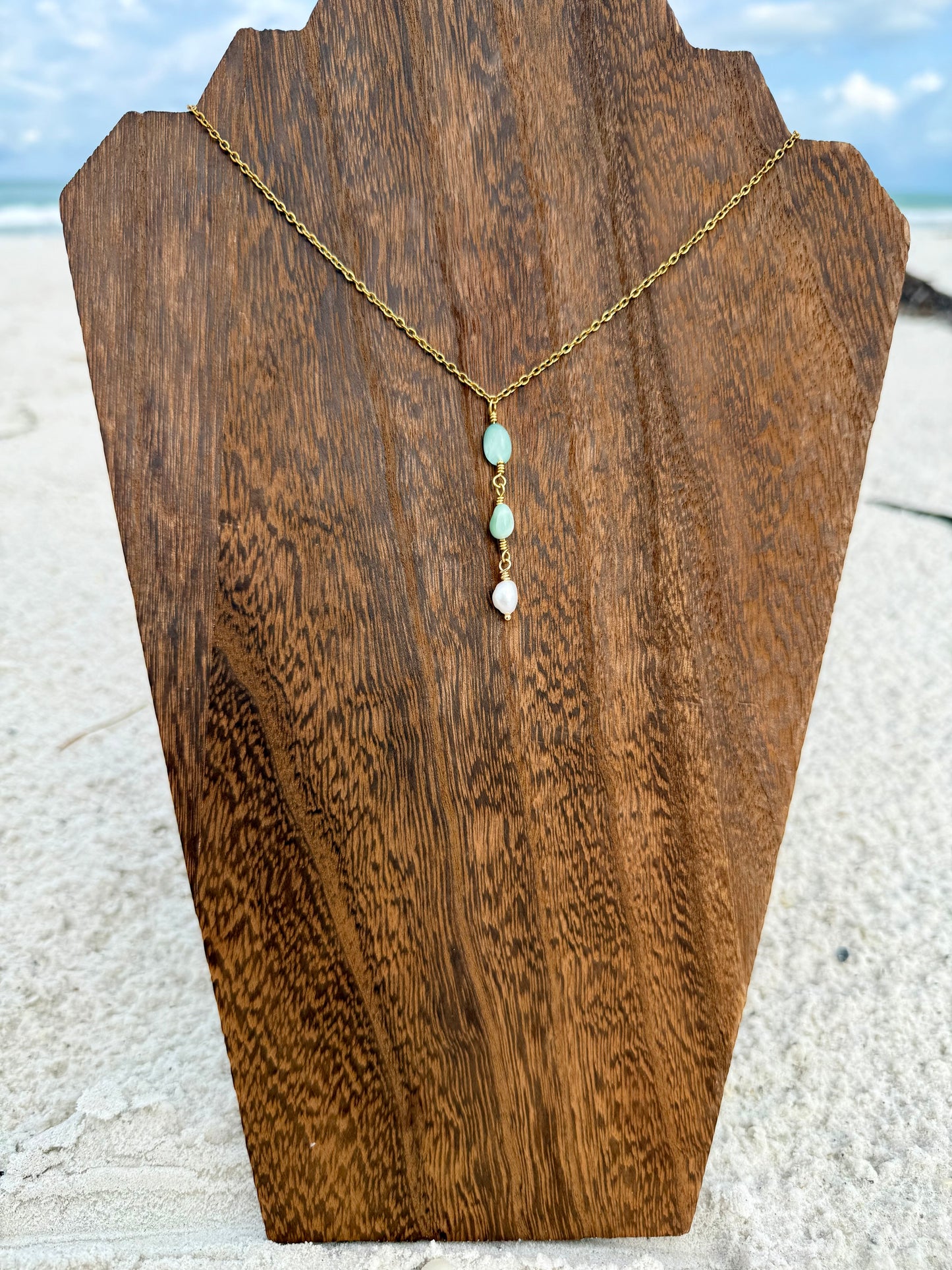 Green Moonstone and Pearl Drop Necklace